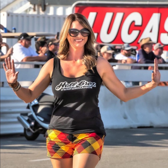 Meet your Posher, Kelley - Picture 3 of 5